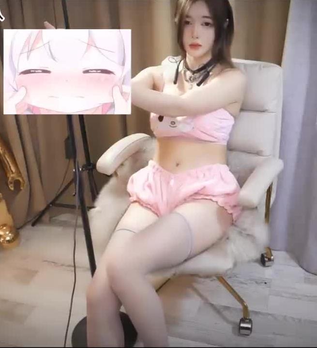 ASMR 耳部按摩放松，耳边吹气 _ 傲娇的喵小八