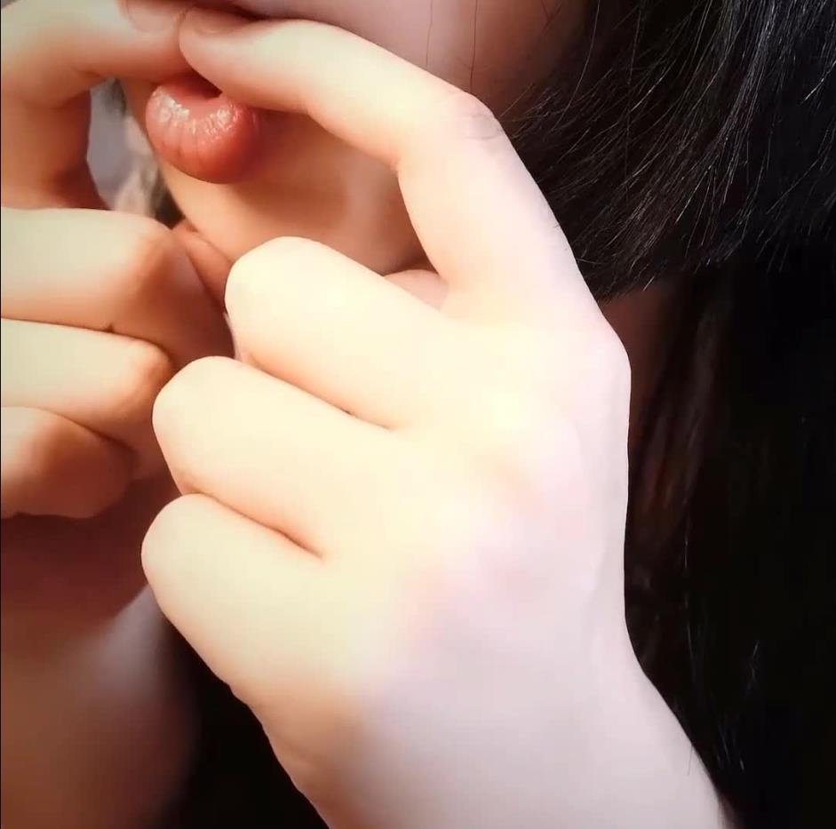 小羊喵 舰长ASMR 福利 床上视频角~打滚啾咪