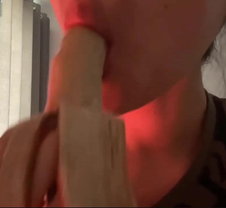 loveiurrui ASMR 酸奶香蕉